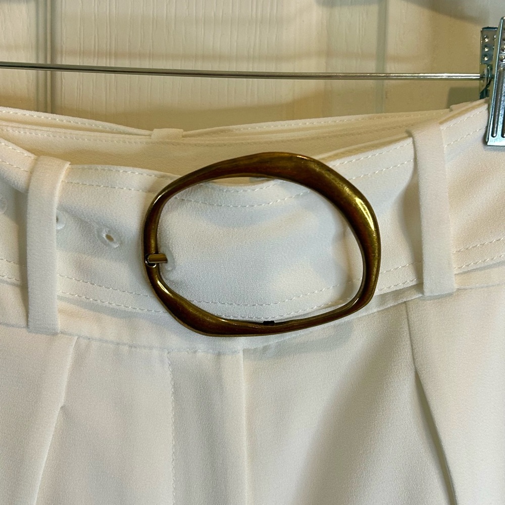 “Derek Lam 10 Crosby” Women's Ivory Pleated Flare Leg Belted Shorts Size 0 - Picture 4 of 13